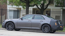 2015 Chrysler 300 facelift spy photo