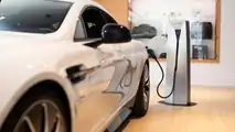Aston Martin Rapide E a Londra