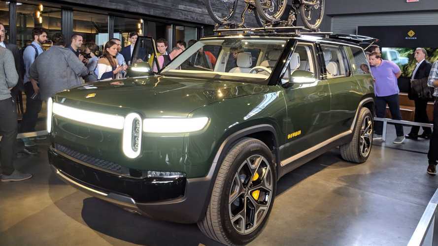 Rivian, R1S kullanıcılarına üç farklı tavan seçeneği sunacak