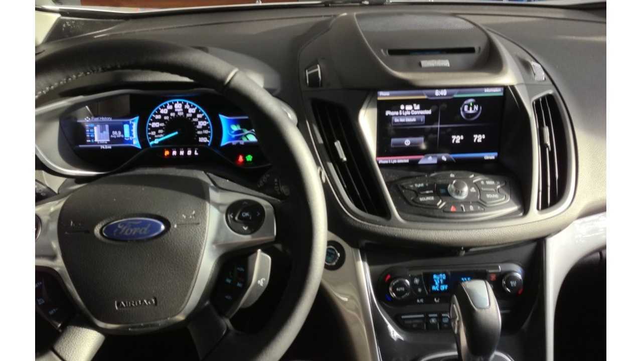 Chevrolet Volt versus Ford C-Max Energi Extended Drive