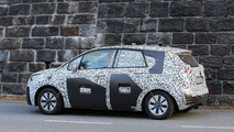 2017 Opel Meriva spy photo