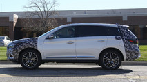 2016 Infiniti QX60 spy photo