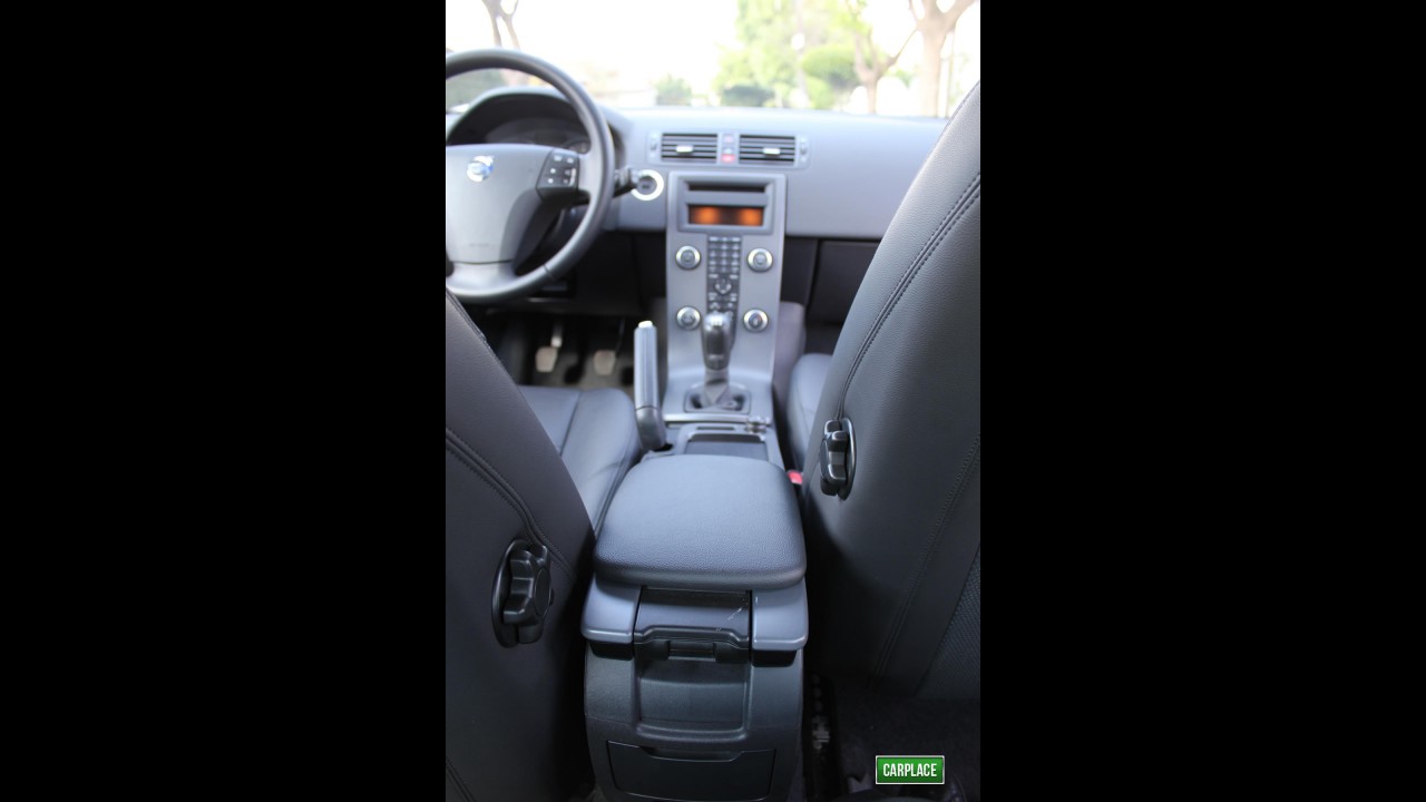 Garagem CARPLACE: Detalhes internos do Volvo C30 2.0 - Fotos em alta resolução
