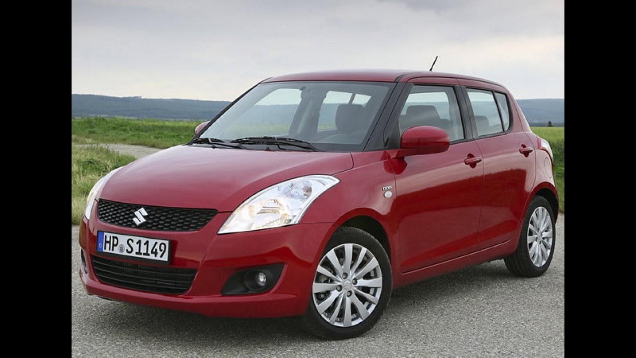 Suzuki Swift 2012: Leitora flagra modelo sem disfarces em São José dos Campos