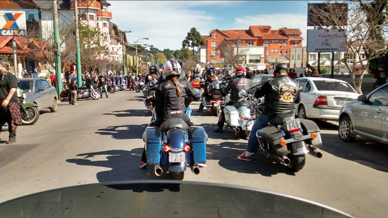 Especial: 1.000 km com a Harley-Davidson Street Glide para o HOG Rally 2014