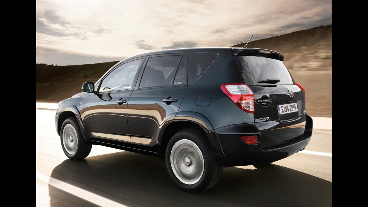 Toyota e Tesla planejam lançar RAV4 elétrico até 2012