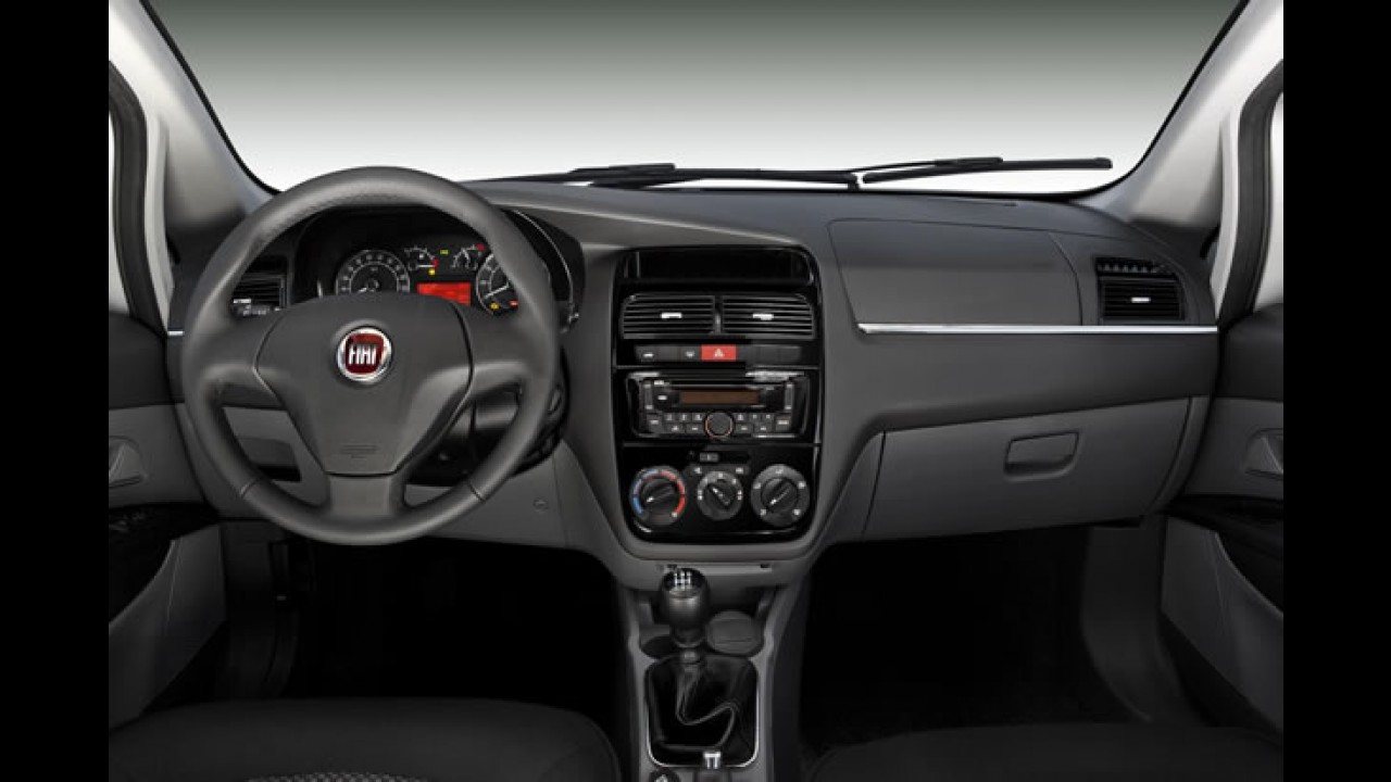 Fiat lança linha Linea 2012 com nova versão Essence - Preços começam em R$ 56.700