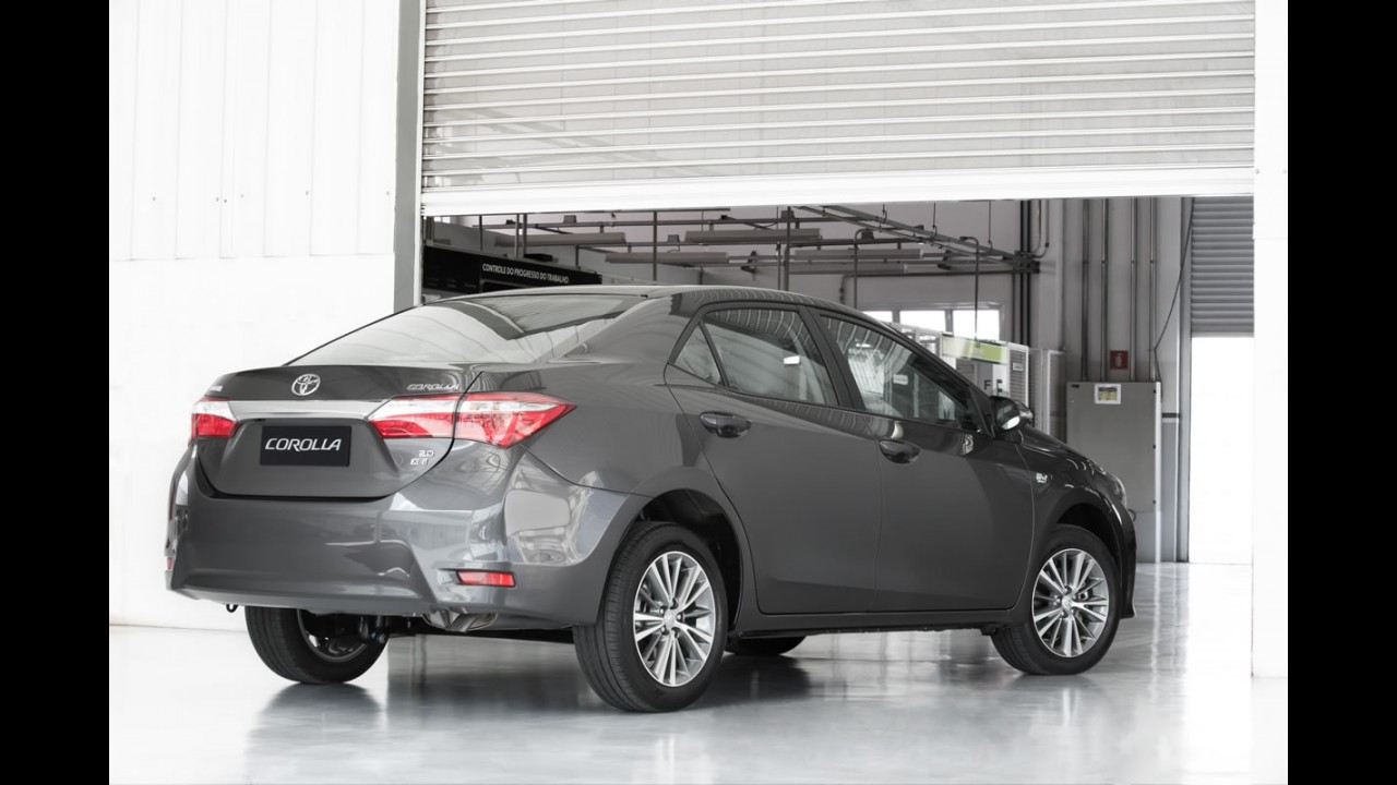 Teste CARPLACE: revisto e ampliado, novo Corolla XEi anda mais e bebe menos
