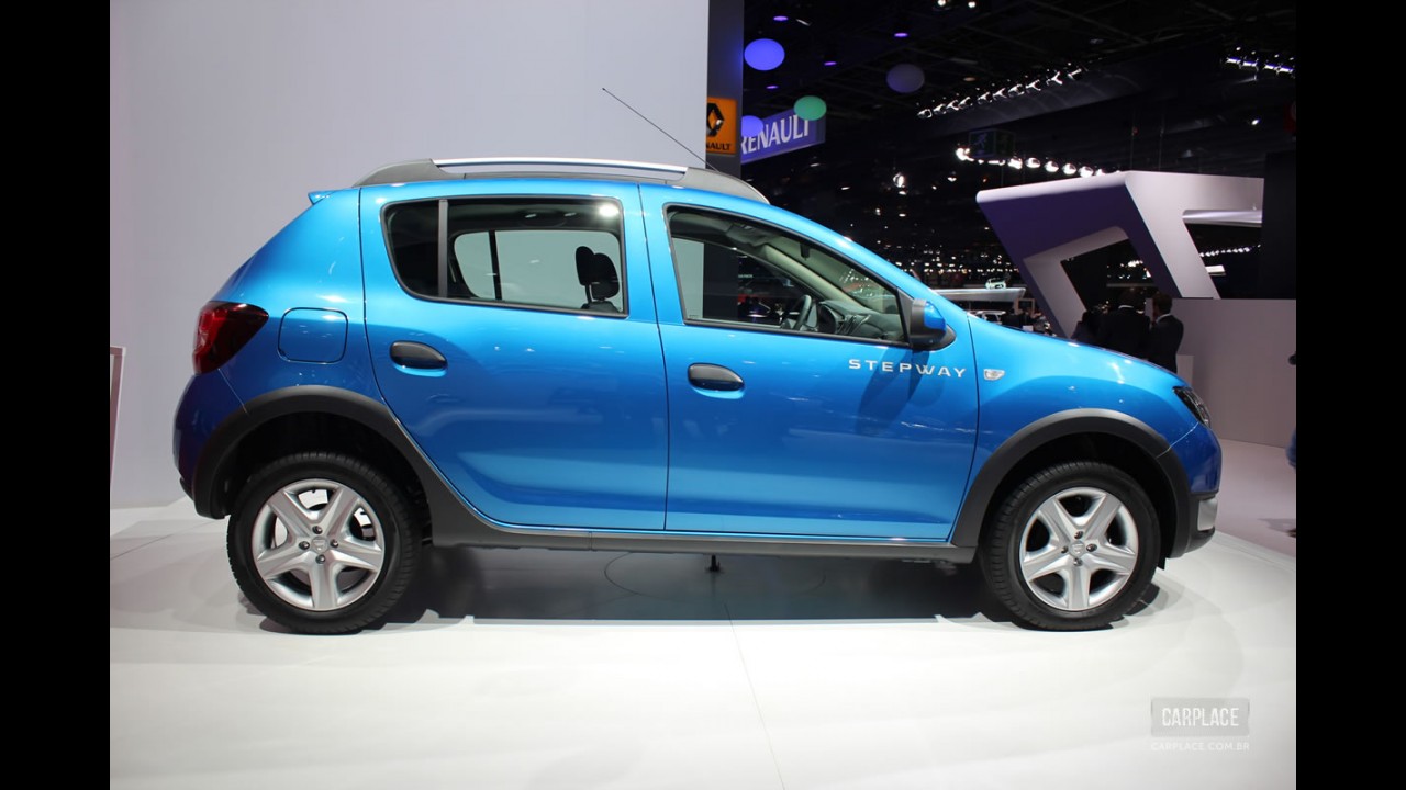Salão de Paris: Estreia mundial dos novos Dacia Sandero e Logan - Veja Fotos