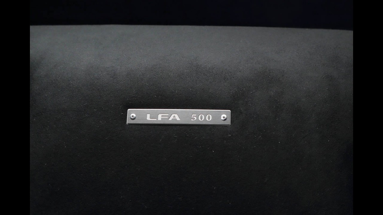 Lexus produz última unidade do superesportivo LFA
