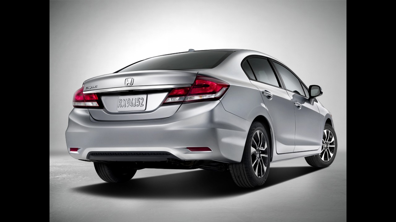 Honda exibe Civic 2013 no Salão de Los Angeles