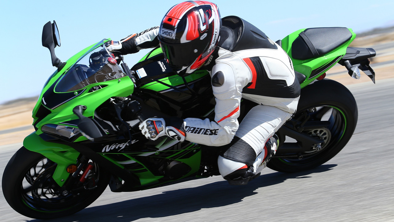 Review 2016 Kawasaki ZX10R