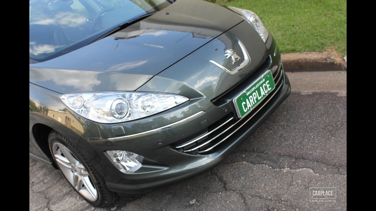 Garagem CARPLACE: Detalhes do visual do Peugeot 408 1.6 THP (Turbo)