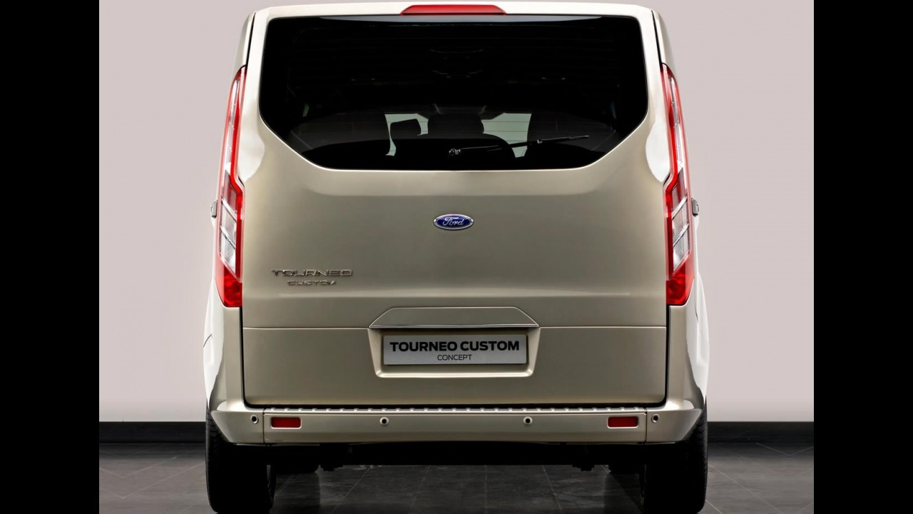 Ford Tourneo Custom Concept 2012: cara global para van de trabalho