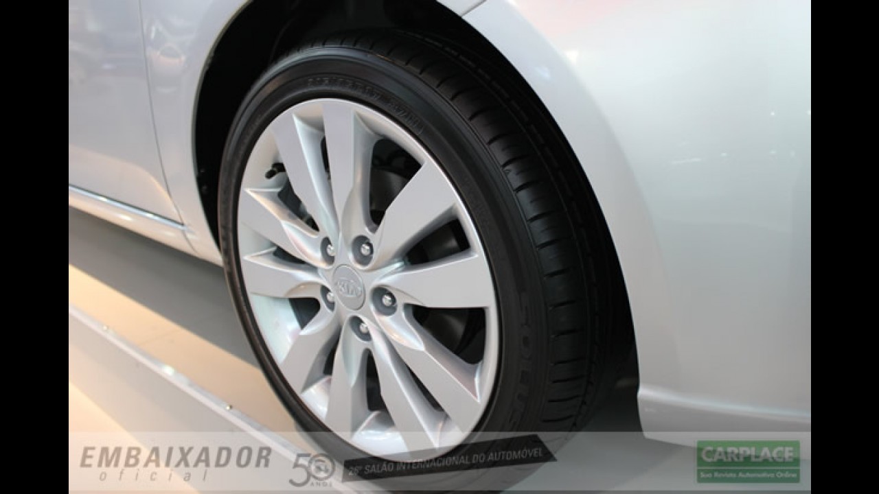 Salão do Automóvel: Novo Kia Cerato hatch - Veja fotos
