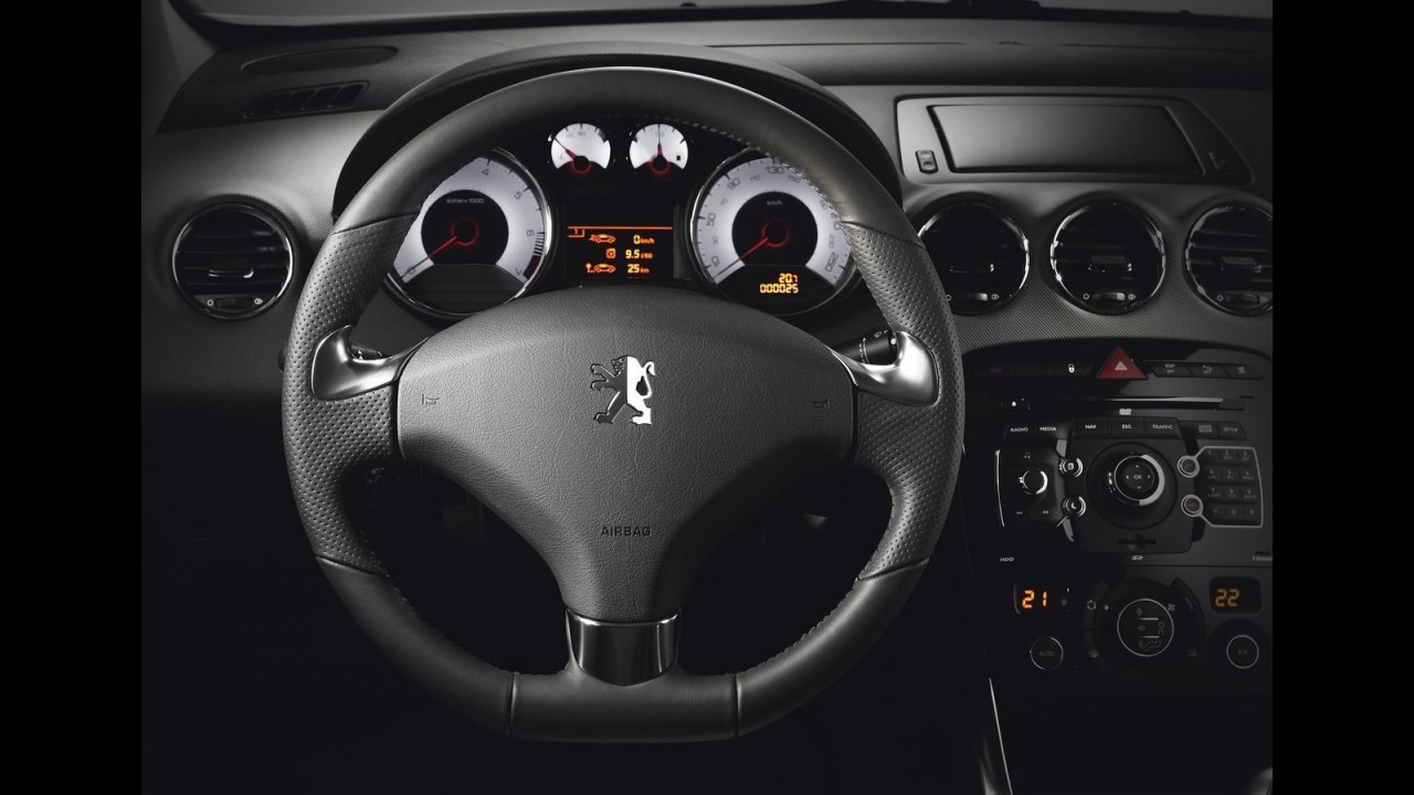 Esportivo: Peugeot lança o 308 GTi na Europa com motor 1.6 Turbo de 200cv