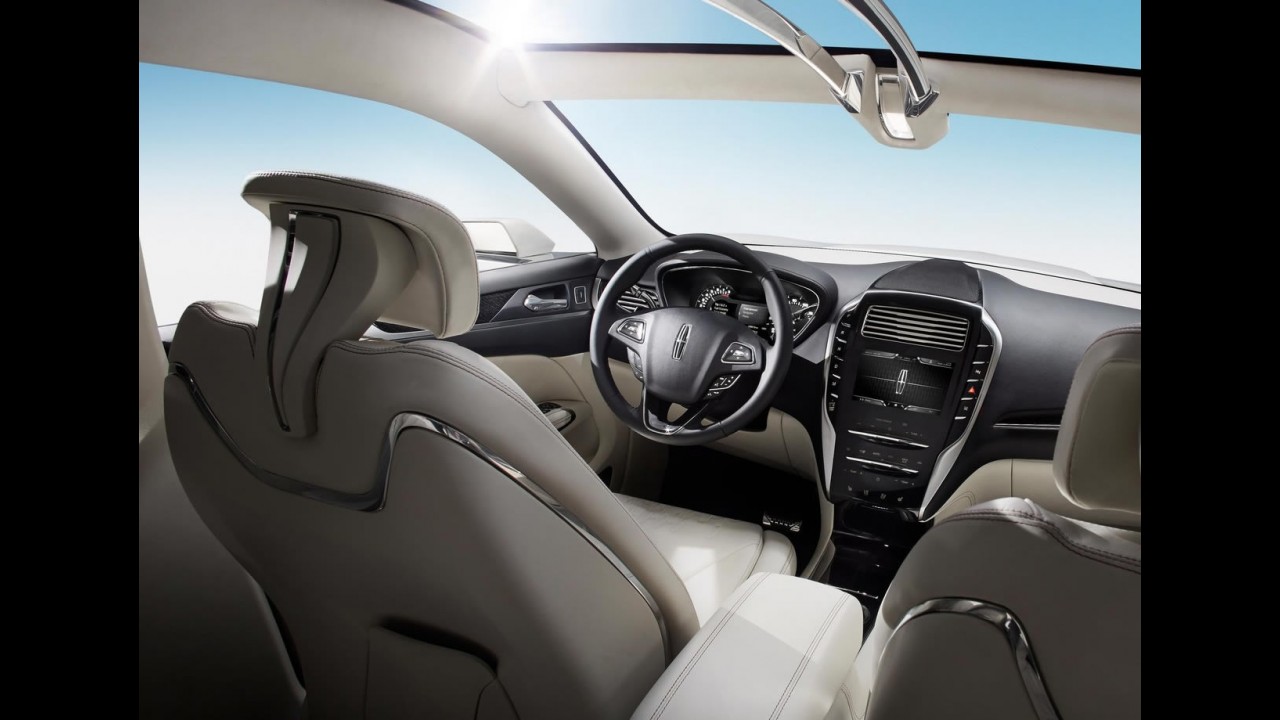 Salão de Detroit: Lincoln revela o MKC Concept, a versão de luxo do Ford Escape/Kuga