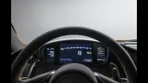 McLaren P1, le prime foto dell'abitacolo