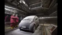 Prime foto della Mitsubishi i MiEV di serie