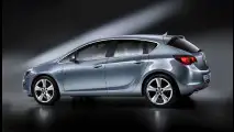 Nuova Opel Astra: interni e design