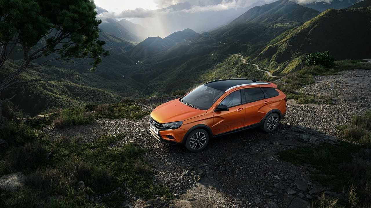 Lada Vesta с черной крышей