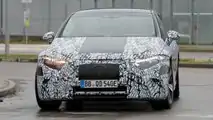 Mercedes EQS, le nuove foto spia con poche camuffature