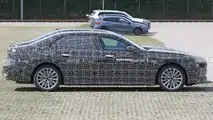 Neue BMW 7er-Reihe als Plug-in-Hybrid erwischt