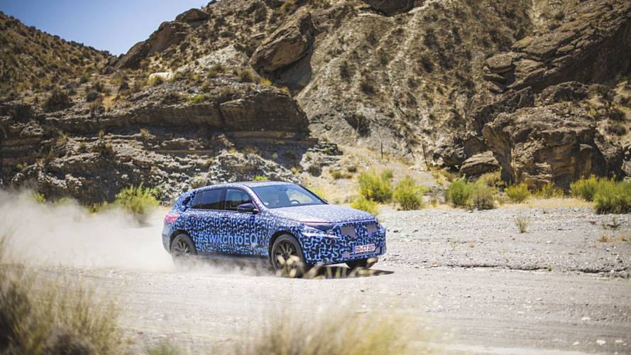 El Mercedes EQC 2018 se presentará el 4 de septiembre (nuevas fotos)