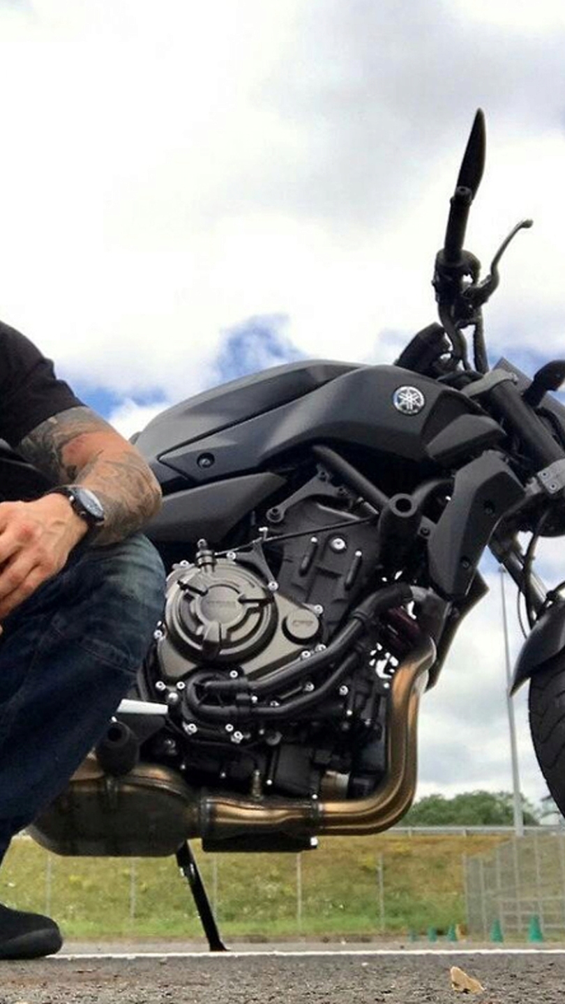 Tom Hardy Spotted Learning to Ride Motorcycle