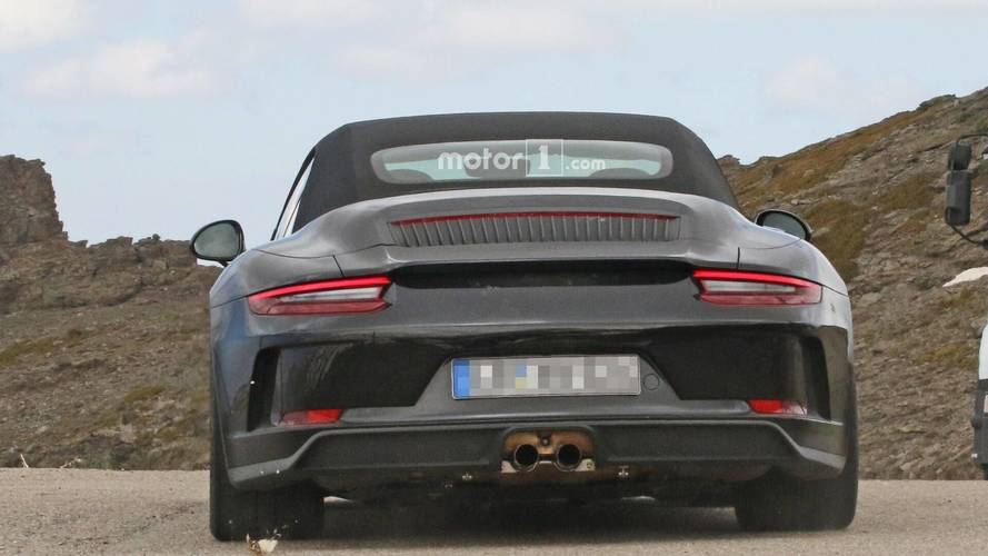 Porsche 911 spy photo