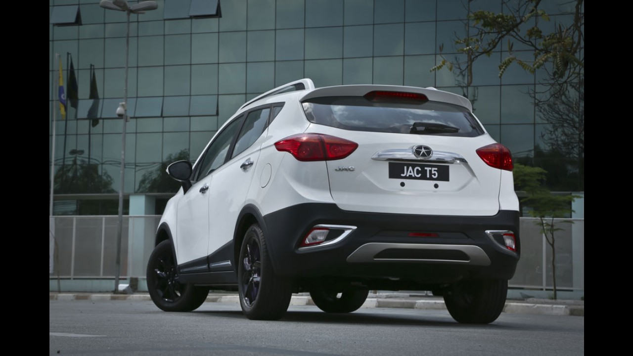 JAC T5 entra na briga dos SUVs compactos apostando em preço e equipamentos