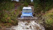 12 Mercedes SUVs traversed U.K. without using public roads