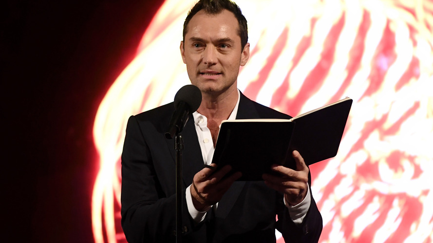 Jude Law, Lexus ile doğaçlama film çekti
