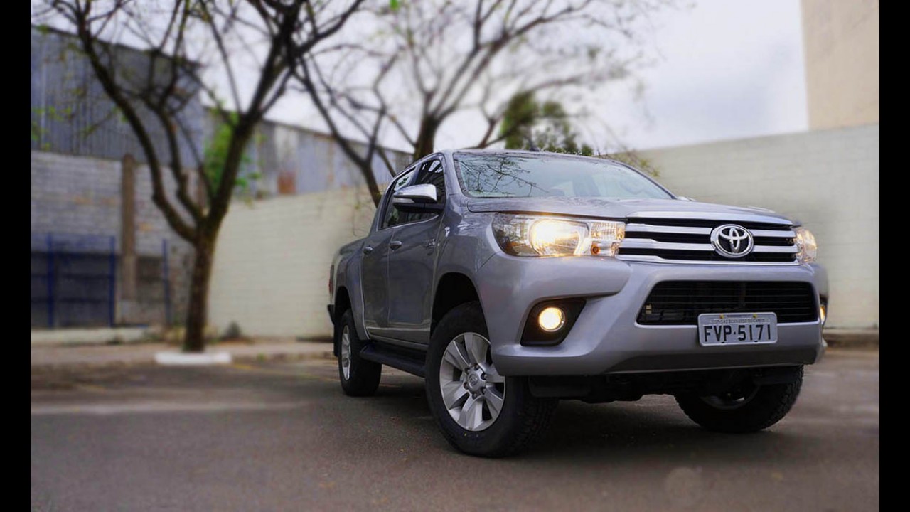 Teste Rápido: Nova Hilux 2.7 Flex não tem o mesmo apelo das versões a diesel