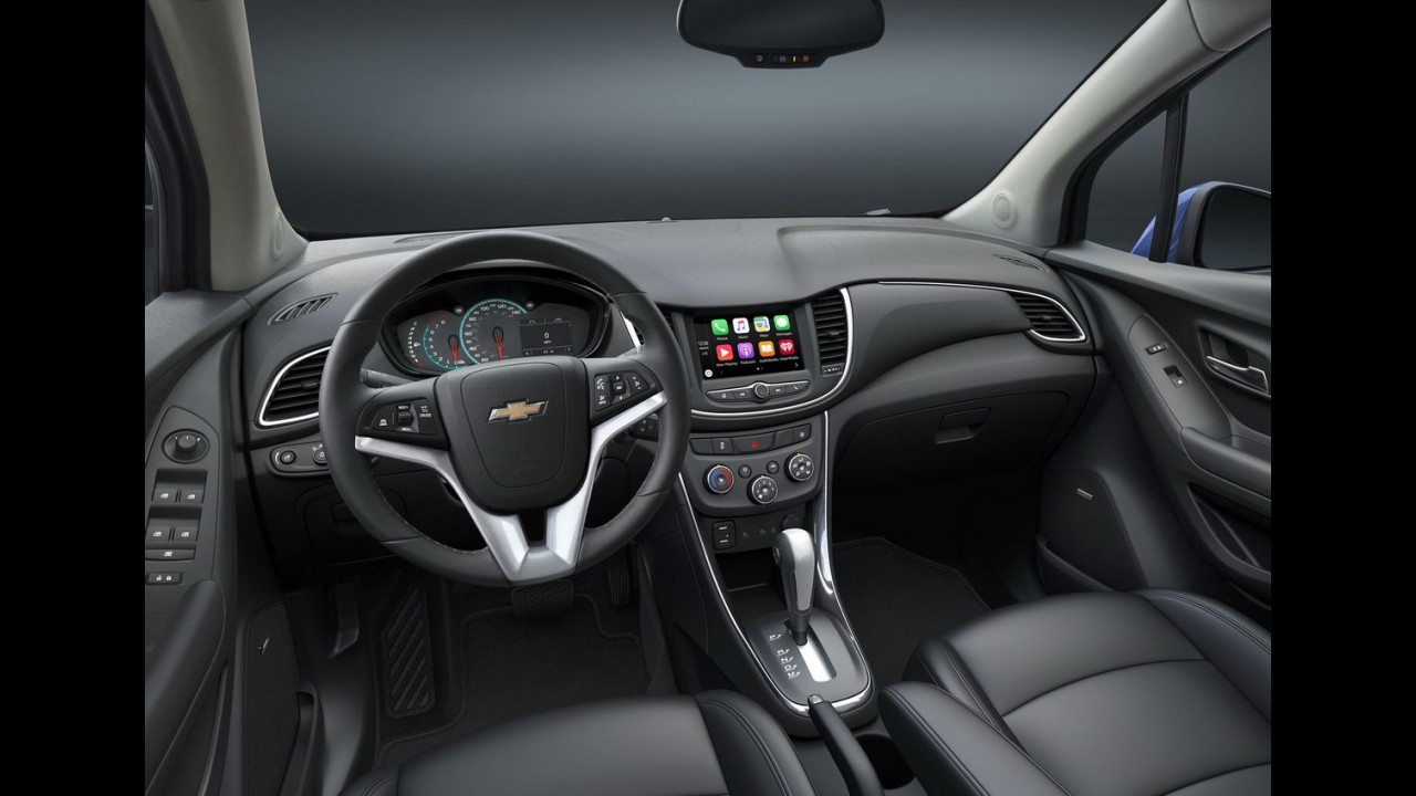 Chevrolet Sonic 2017 ganha novo visual e mais tecnologia - veja fotos