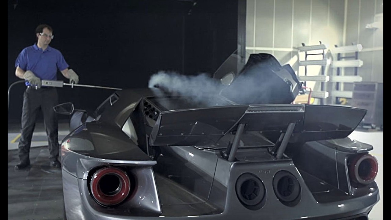 Últimos detalhes: Ford GT passa por túnel de vento antes de chegar às ruas