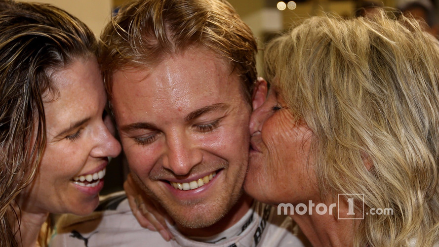 Nico Rosberg, Mercedes AMG F1 celebrates his World Championship with wife Vivian Rosberg and mother Sina Rosberg