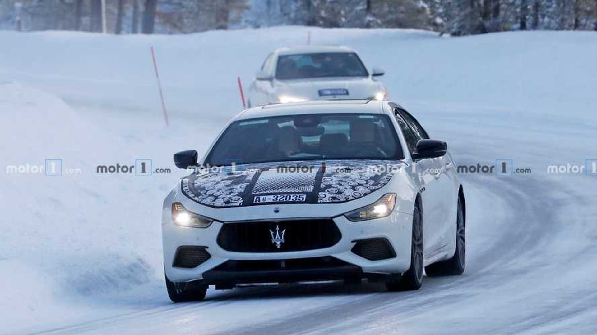 maserati-ghibli-facelift-spy-photo.jpg