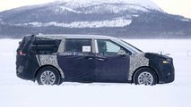 Kia Sedona Spy Photos