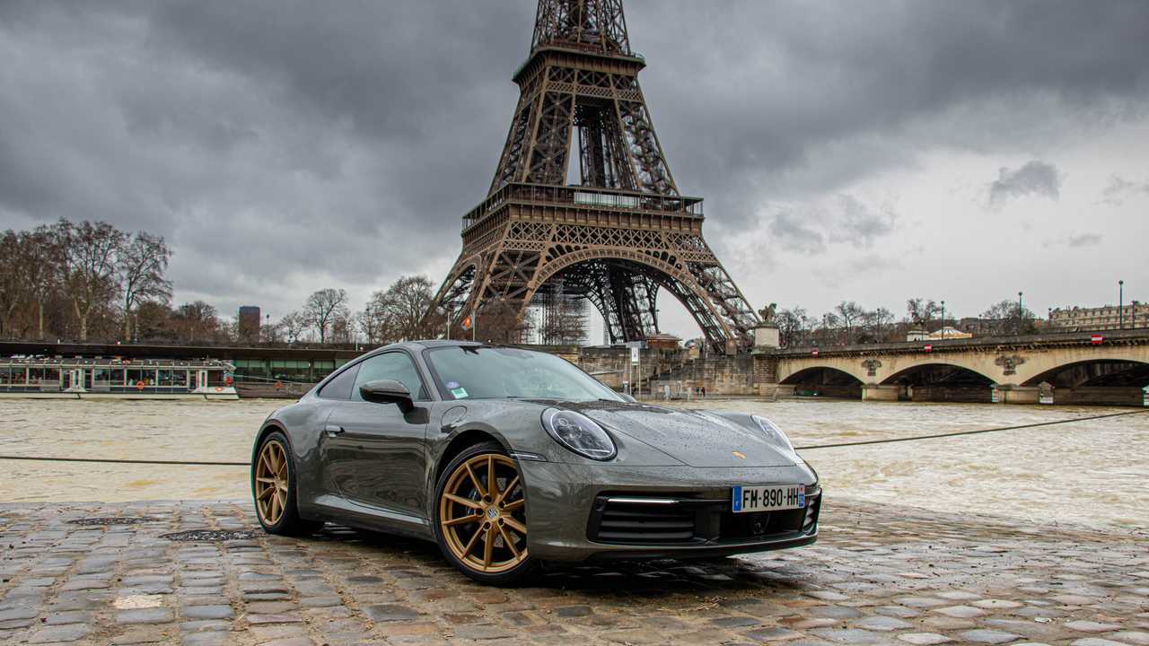 Porsche 911 Carrera 2 type 992