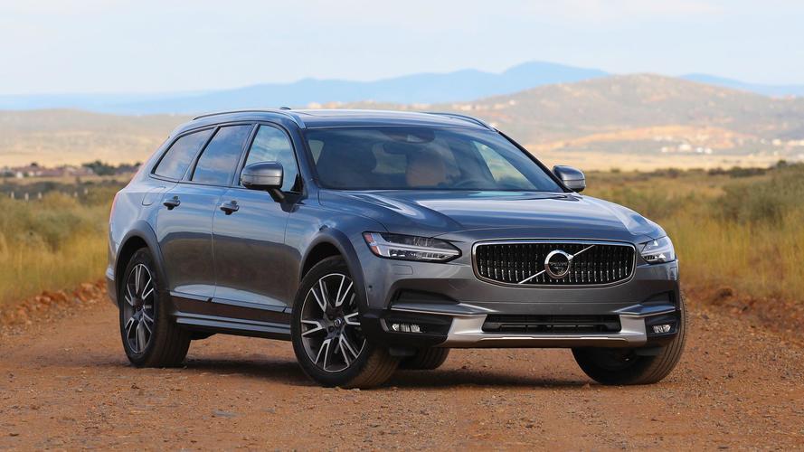 2017 Volvo V90 Cross Country: Review
