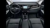 Nuova Kia Carens
