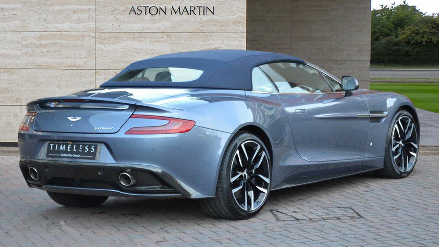 Aston Martin Vanquish Volante AM37
