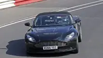 2018 Aston Martin DB11 Volante ve Coupe casus fotoğrafları