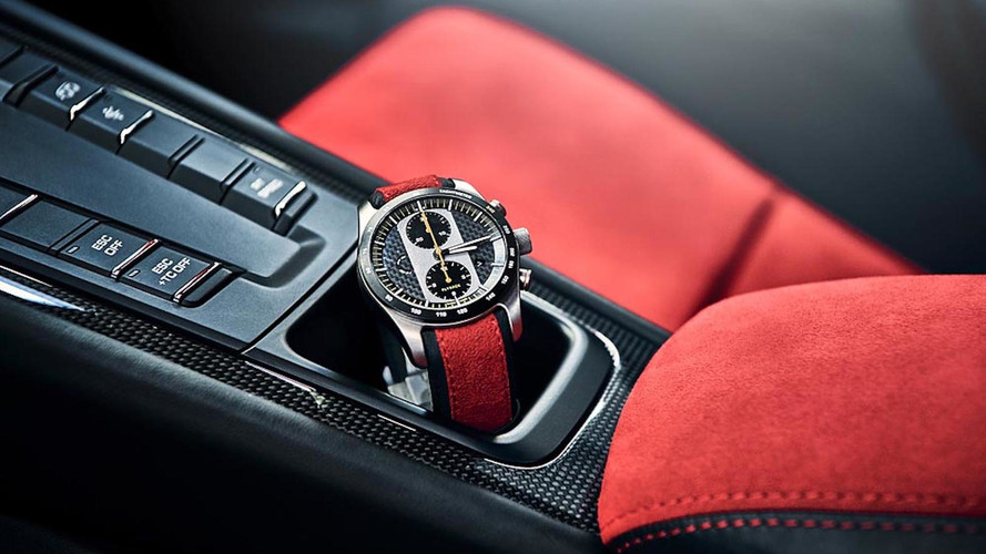Porsche 911 GT2 RS 2018