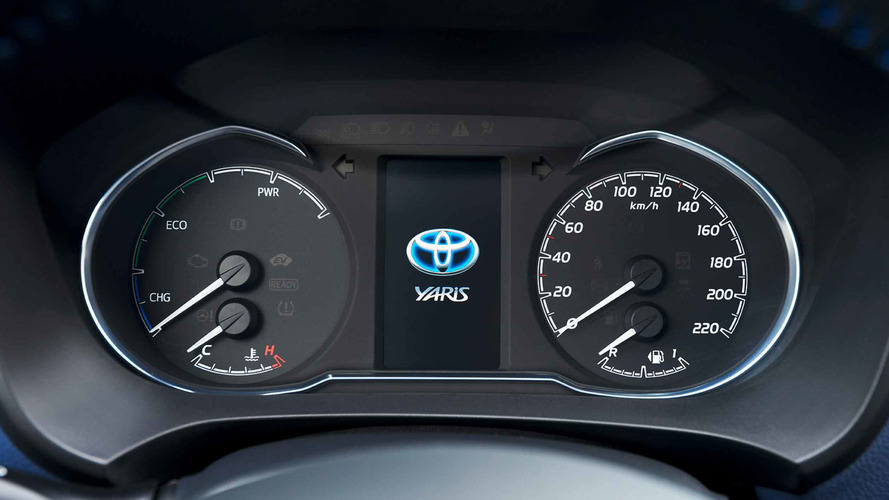 2017 Toyota Yaris Hybrid First Drive