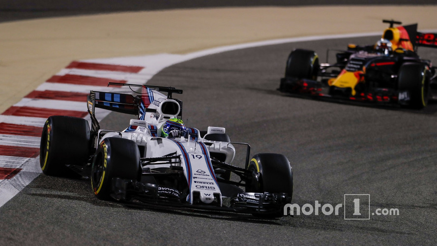 Felipe Massa, Williams FW40, Daniel Ricciardo, Red Bull Racing RB13