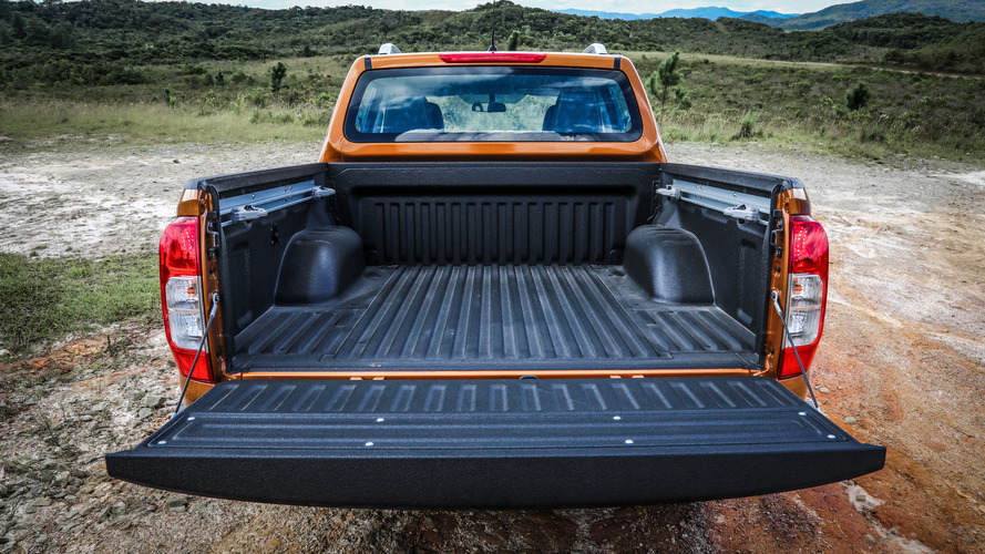 Nissan Frontier LE 2017