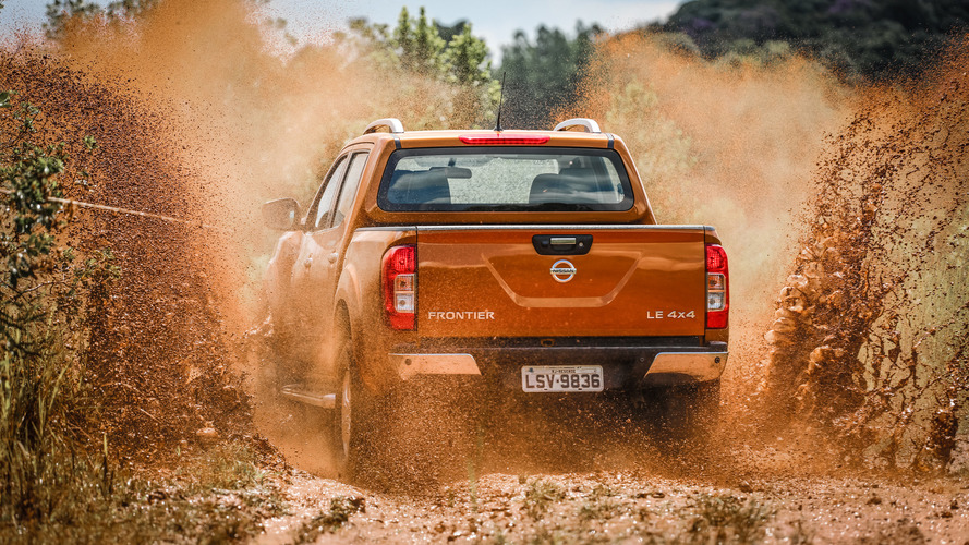 Comparativo - Chevrolet S10 High Country, Nissan Frontier LE 4x4 e Volkswagen Amarok Extreme