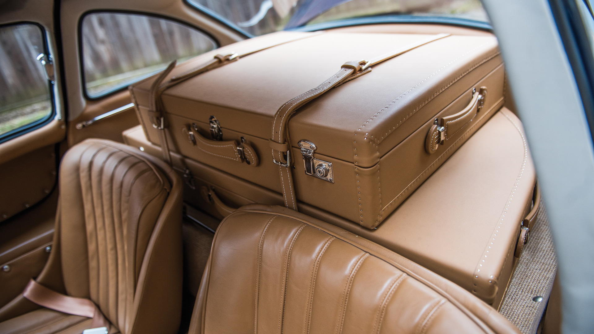 1954-mercedes-benz-300-sl-gullwing-auction.jpg
